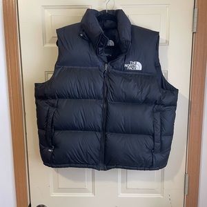 North Face womens black puffer activewear vest outdoors